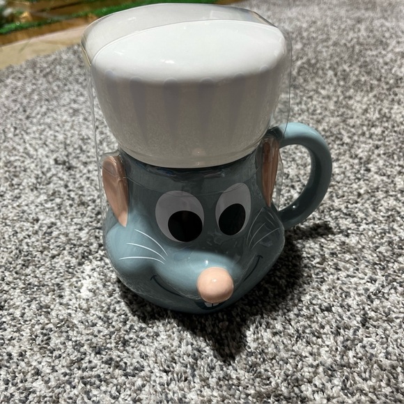 Disney Pixar RATATOUILLE Remy Mug With Chef Hat Topper - Picture 1 of 9